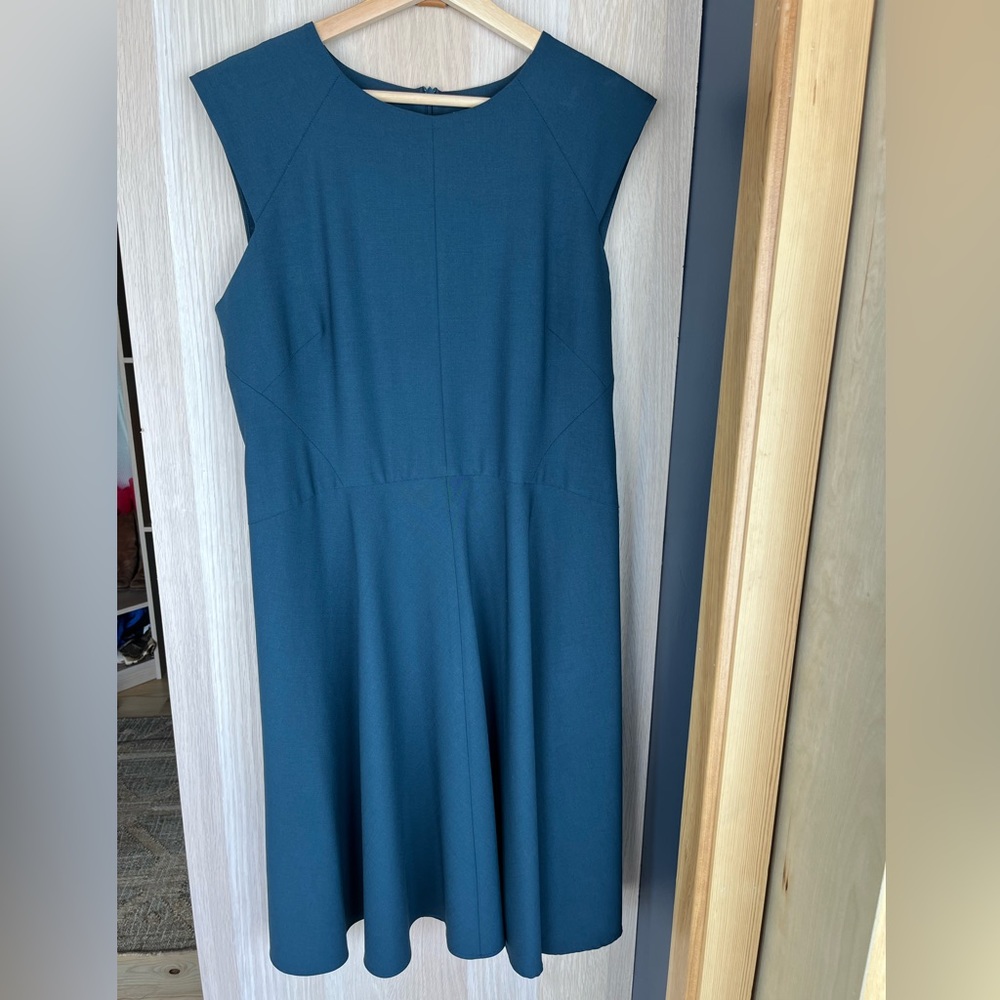 MM LaFleur Toi Teal Dress - 14.